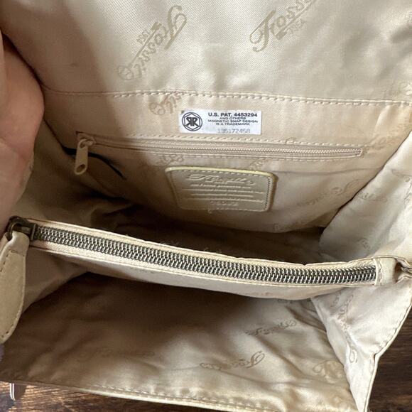 Vintage FOSSIL Beige Crossbody - Picture 7 of 9